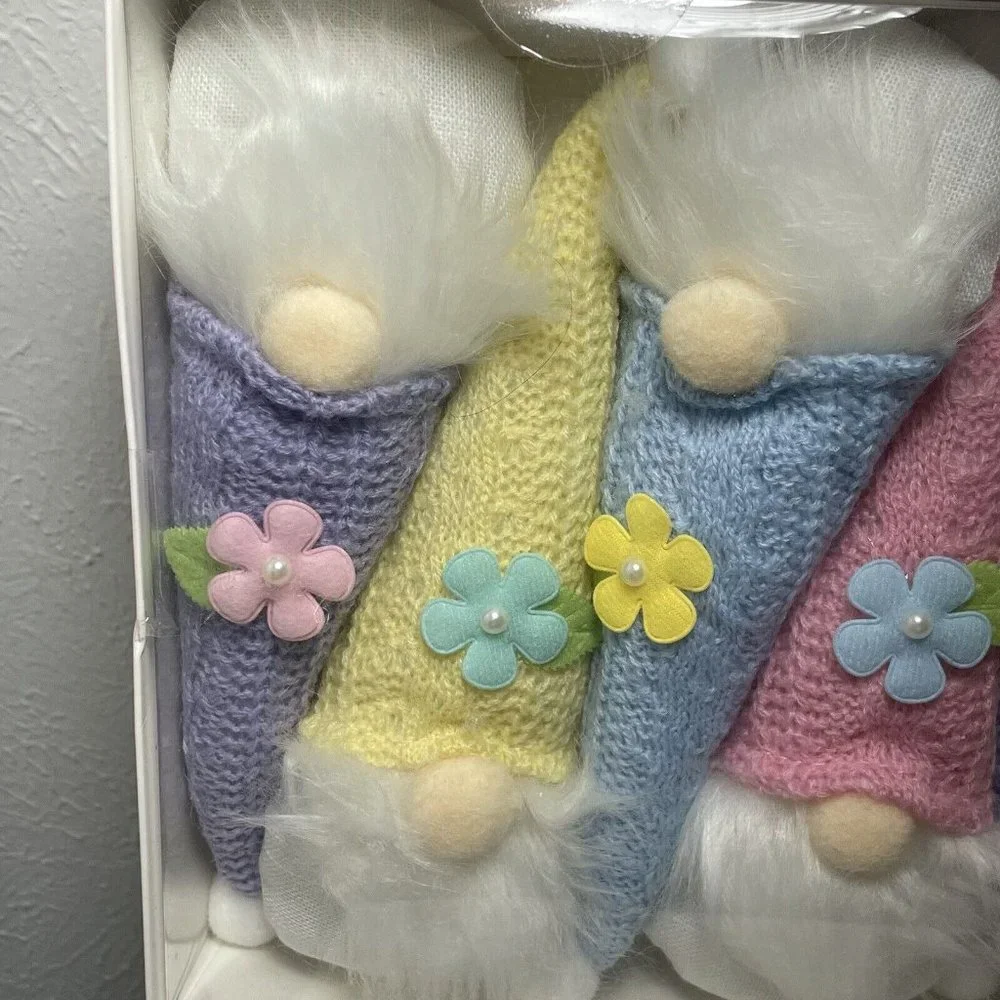 Easter Gnomes Decorative Garland